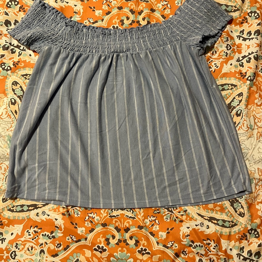American Eagle Outfitters Blue Striped Top womans XS